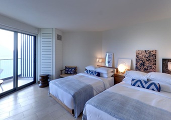 pet friendly hotel in door county, hotel in ephraim dogs allowed