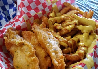 Maui Fish N Chips, dog friendly Kihei restaurants, dogs allowed maui restaurants